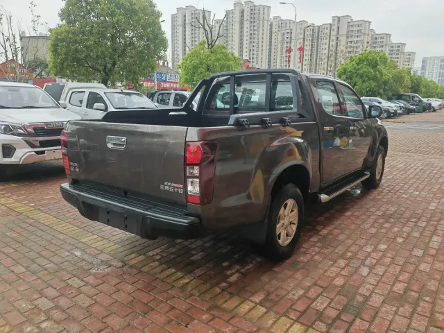 Isuzu Lingtuo — Фото автомобиля 4