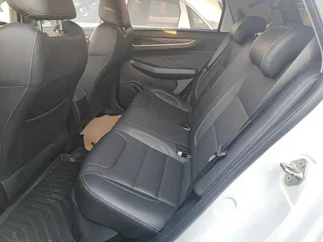 Geely Geometry EX3 Kung Fu Bull — Фото автомобиля 16