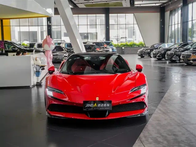Ferrari SF90 — Фото автомобиля 4