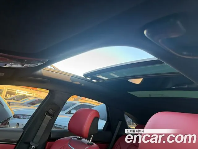 Genesis GV70 — Фото автомобиля 14