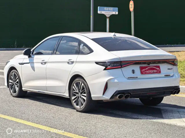 Chery Arrizo 8 — Фото автомобиля 11