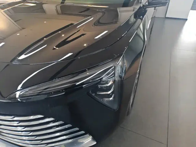 Buick LaCrosse — Фото автомобиля 23
