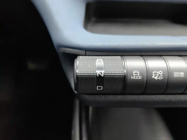 BYD Dolphin — Фото автомобиля 13