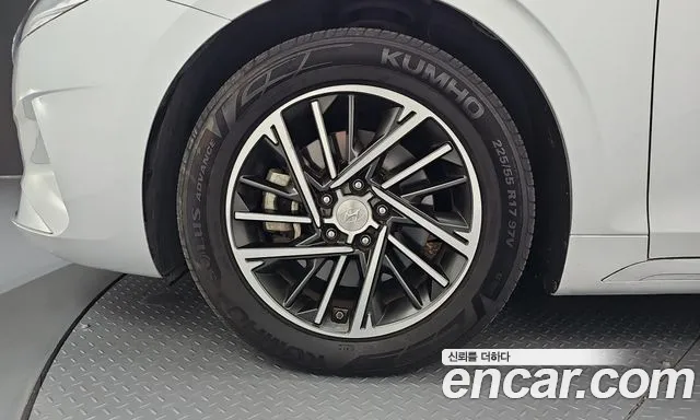 Hyundai Grandeur New — Фото автомобиля 5