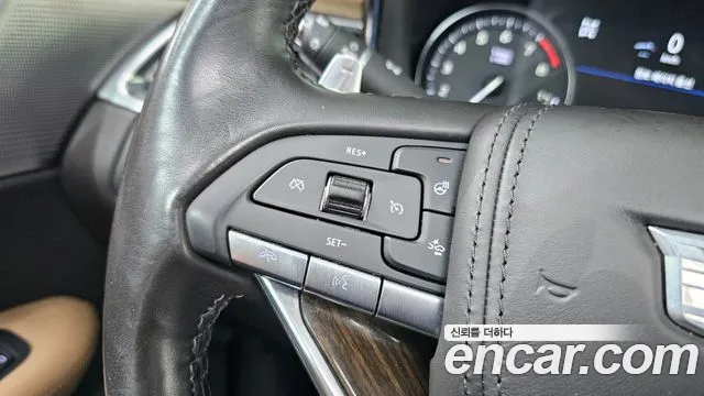 Cadillac XT6 — Фото автомобиля 12