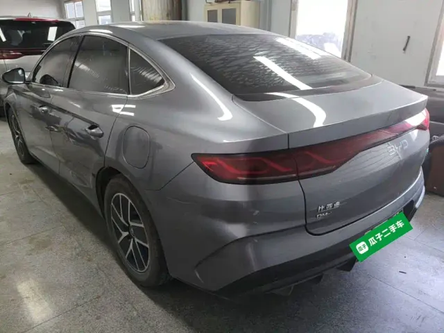 BYD Qin L — Фото автомобиля 4