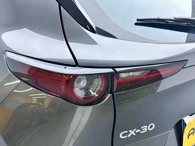 Mazda CX-30 — Фото автомобиля 15
