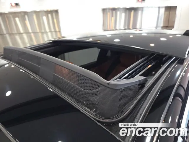 Mercedes-Benz S-Class — Фото автомобиля 14