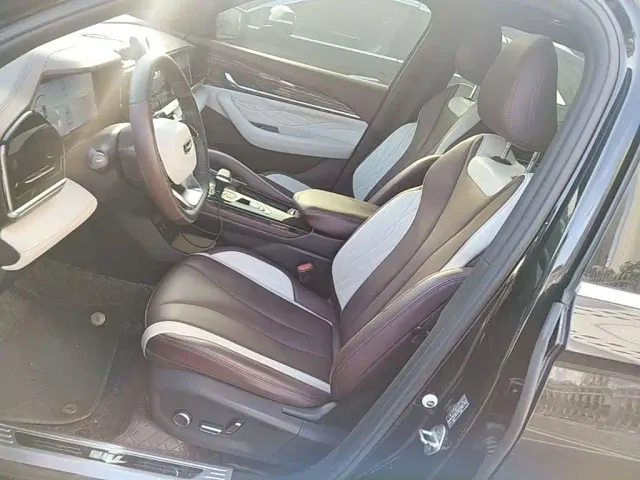 Geely Xingyue L — Фото автомобиля 14