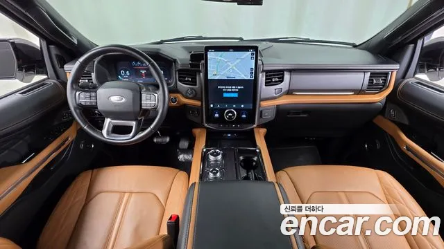 Ford Expedition — Фото автомобиля 7