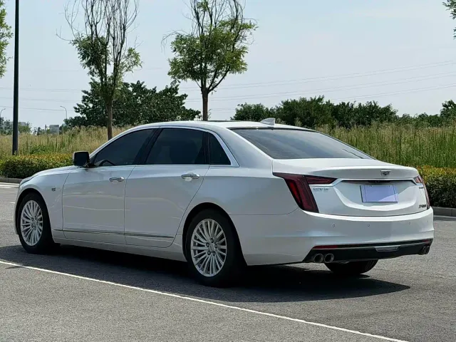 Cadillac CT6 — Фото автомобиля 9