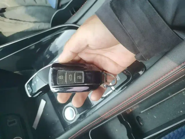 Dongfeng Fengshen AX7 — Фото автомобиля 8