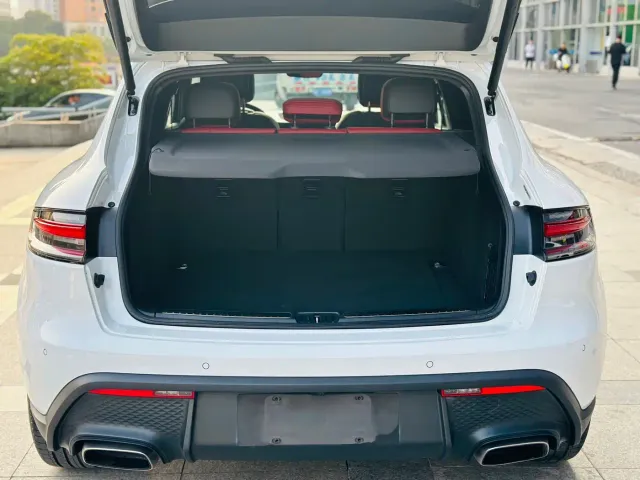 Porsche Macan — Фото автомобиля 14