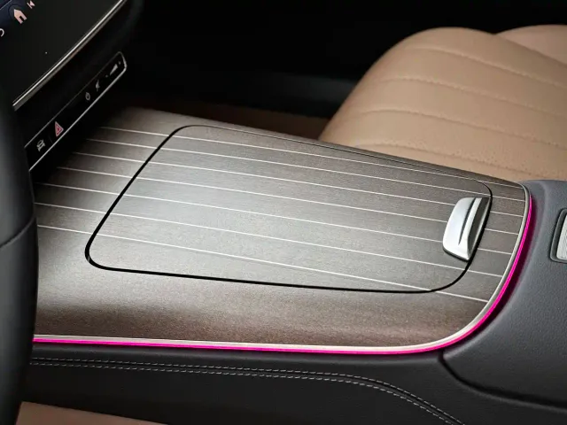 Mercedes-Benz E-Class — Фото автомобиля 11