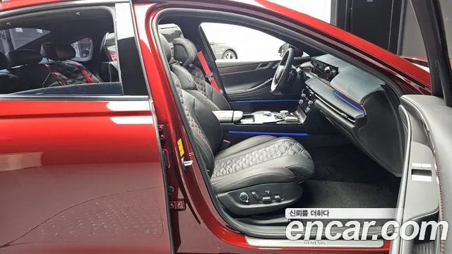Genesis G80 Бензин 2.5 турбо AWD — Фото автомобиля 23