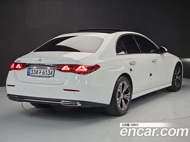 Mercedes-Benz E-Class W214 — Фото автомобиля 4