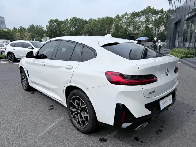 BMW X4 — Фото автомобиля 10