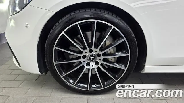 Mercedes-Benz E-Class W213 — Фото автомобиля 5