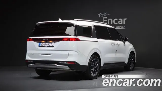 Kia Canival Carnival 4 поколение Дизель 9 мест Noblesse — Фото автомобиля 2