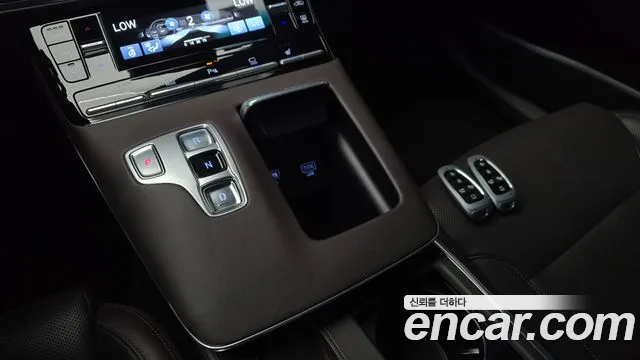 Hyundai Grandeur Новый Grandeur IG — Фото автомобиля 9