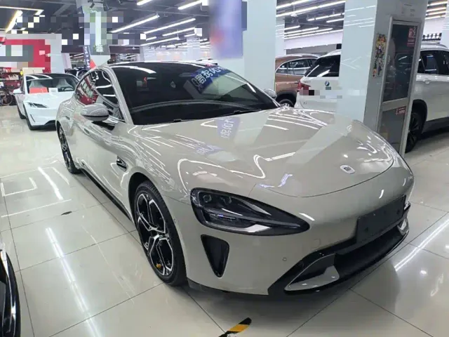 Xiaomi SU7 — Фото автомобиля 3