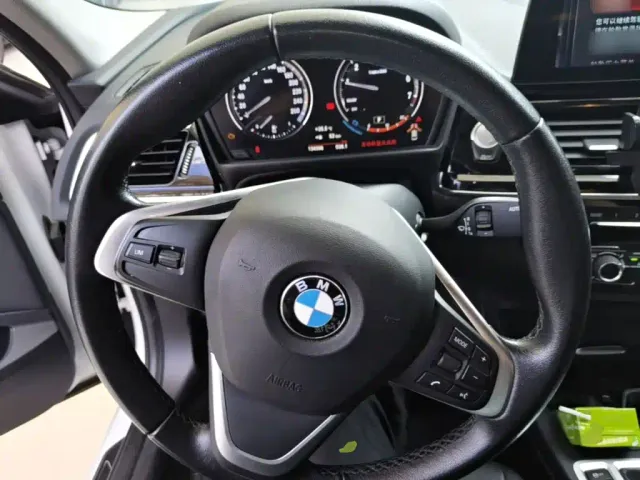 BMW 1 Series — Фото автомобиля 10