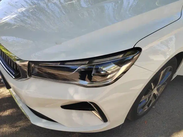 Geely Emgrand — Фото автомобиля 5