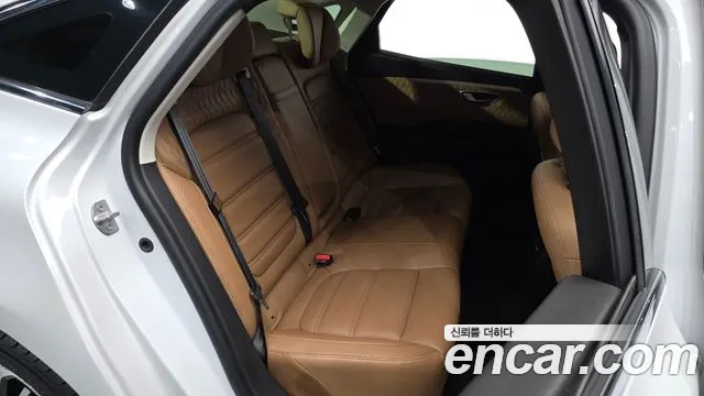 Renault-KoreaSamsung SM6 Новый SM6 1.8 TCe Première — Фото автомобиля 12