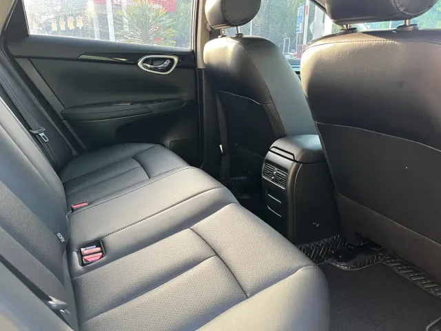 Nissan Sylphy — Фото автомобиля 9