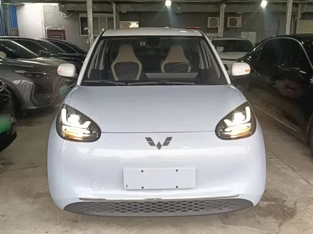 Wuling Bingo — Фото автомобиля 2