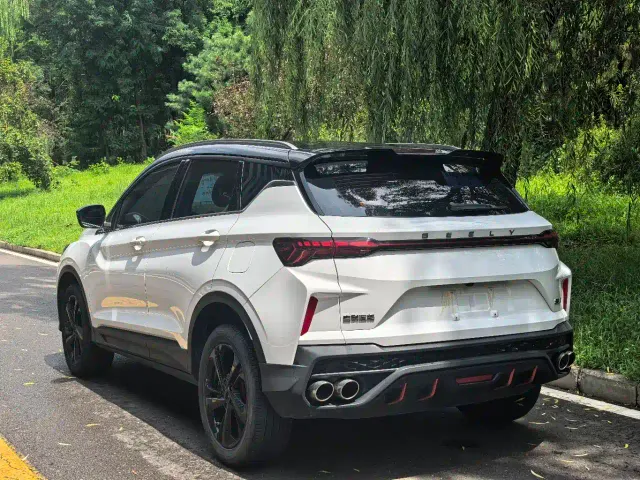 Geely Binyue — Фото автомобиля 6
