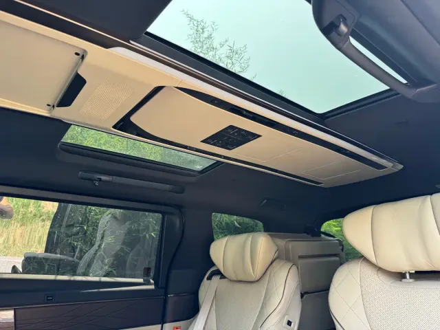 Toyota Vellfire — Фото автомобиля 13