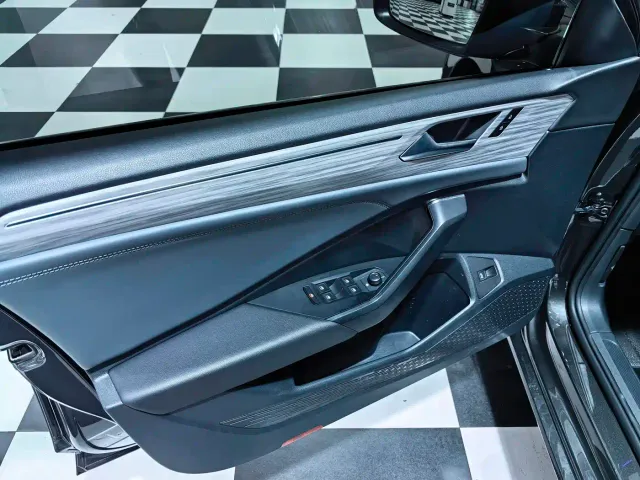 Volkswagen Sagitar — Фото автомобиля 12