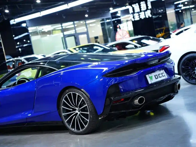 McLaren GT — Фото автомобиля 7