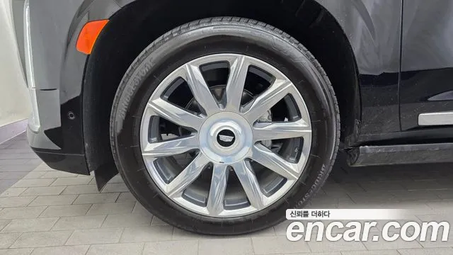 Cadillac Escalade Escalade 5 поколение — Фото автомобиля 5