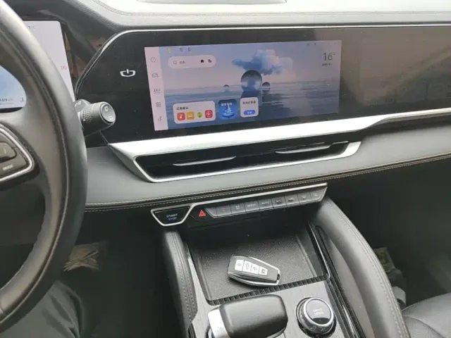 Geely Xingyue L — Фото автомобиля 12