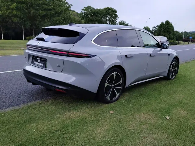 Nio ET5 Touring — Фото автомобиля 15