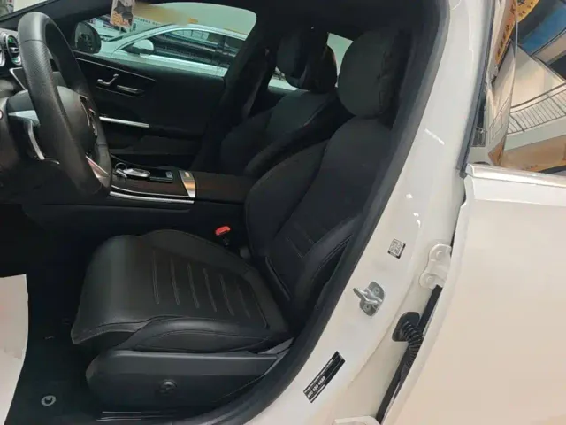 Mercedes-Benz C-Class — Фото автомобиля 14