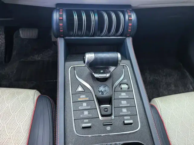 BYD Yuan PLUS — Фото автомобиля 16
