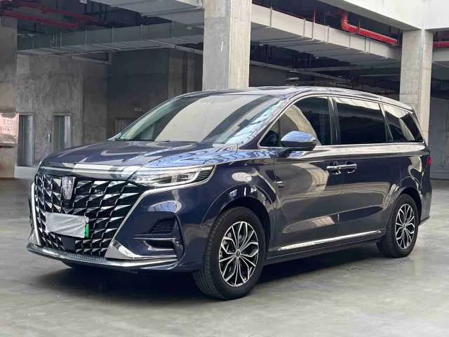 Roewe iMAX8 — Фото автомобиля 3