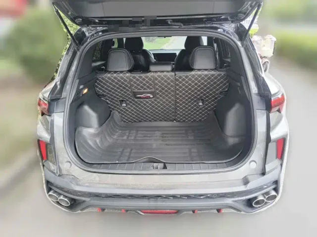 Geely Binyue 2022 Binyue COOL 1.5TD DCT Hot Power Edition — Фото автомобиля 13