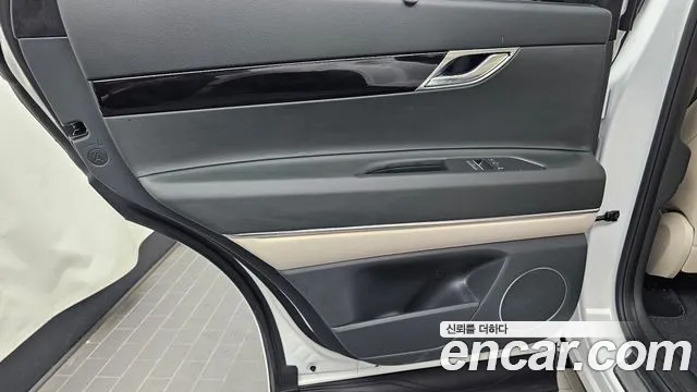 Genesis GV80 — Фото автомобиля 14