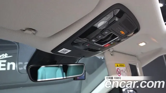 Kia Carnival Generation 4 — Фото автомобиля 23