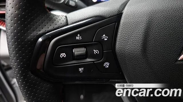 ChevroletGMDaewoo Trax Trax Кроссовер — Фото автомобиля 18
