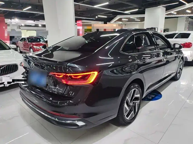 Volkswagen Sagitar — Фото автомобиля 6