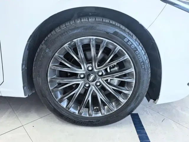 Bestune B70 — Фото автомобиля 6