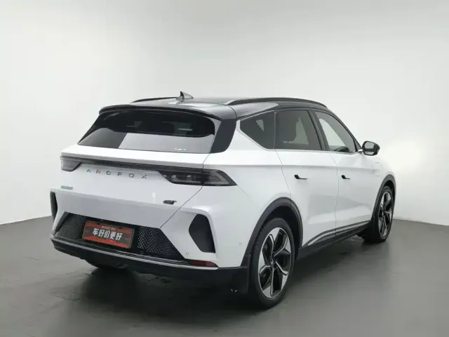 ARCFOX Arcfox Alpha T 2022 Model 653S+ 160kW — Фото автомобиля 2
