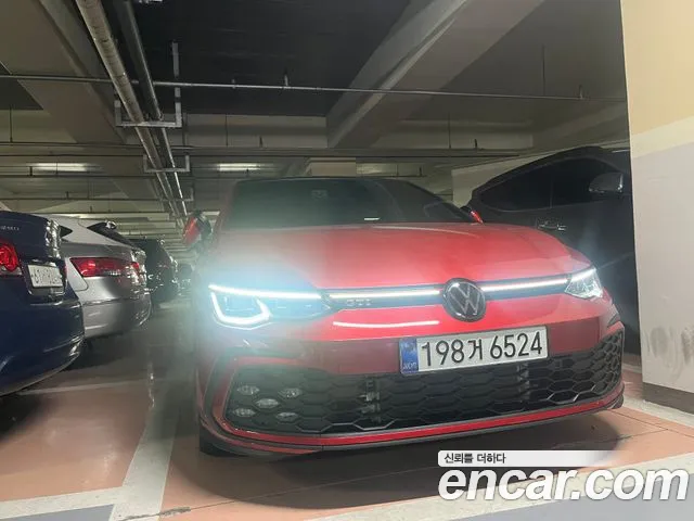 Фотография автомобиля — Volkswagen Golf Generation 8