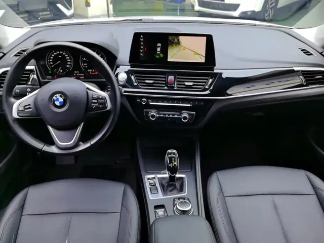 BMW 1 Series — Фото автомобиля 12
