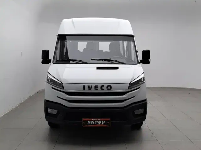Iveco Daily — Фото автомобиля 3